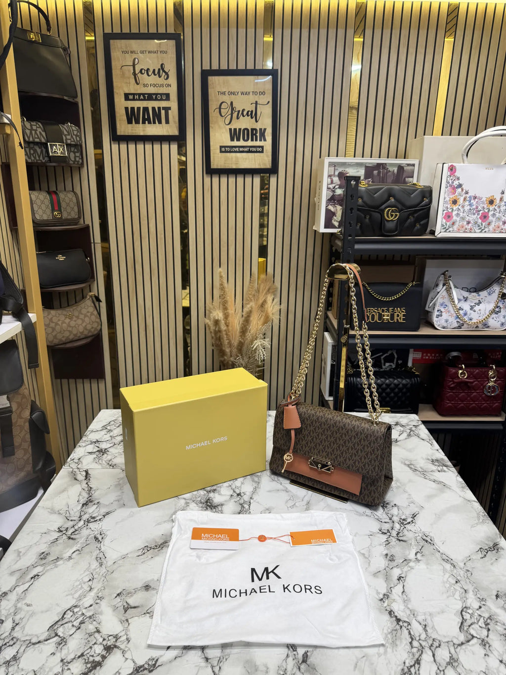 Michael Kors Parker Signature Shoulder Bag With OG Box And Dust Bag  Coffee Brown