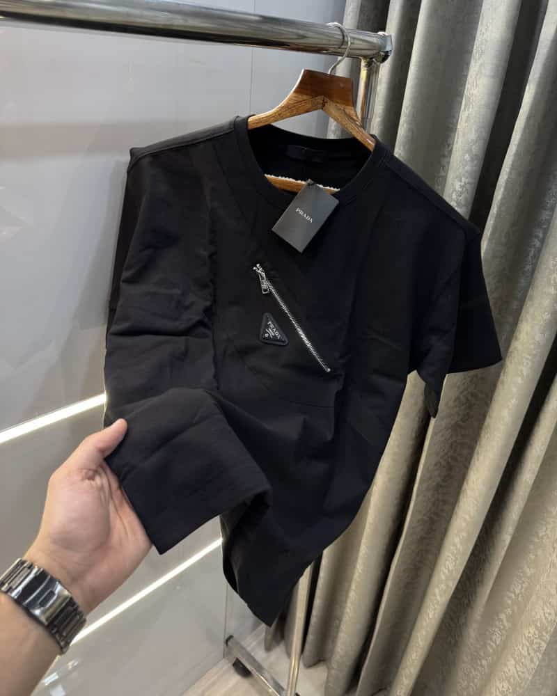 Prad a Milano Black Bag Look Imported T-Shirt