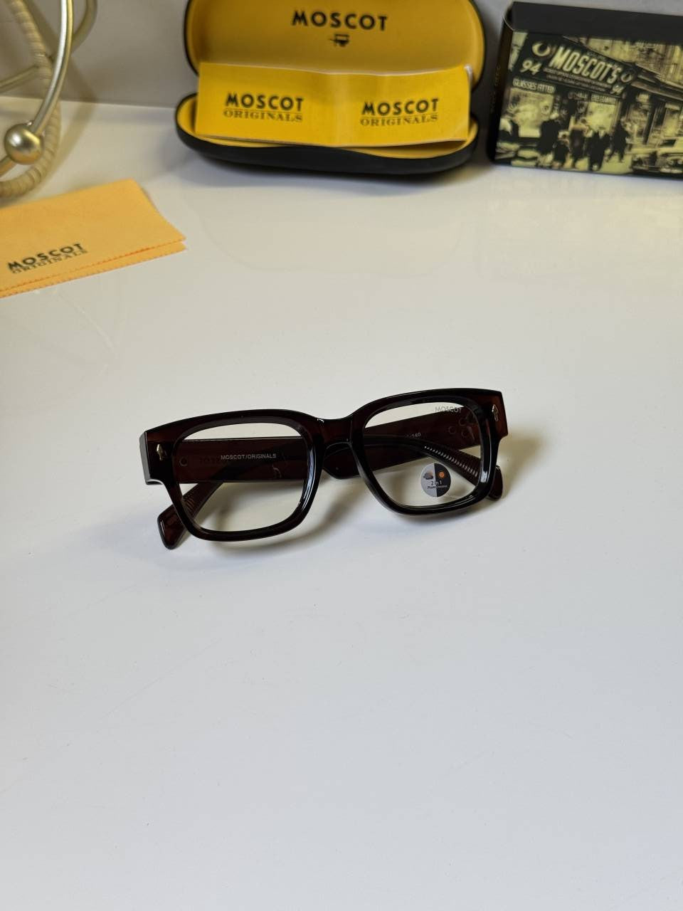Moscot_ 390_Brown