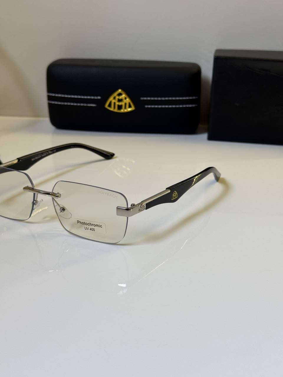 Maybach_Z20_Silver_Black_Photochromic_frame