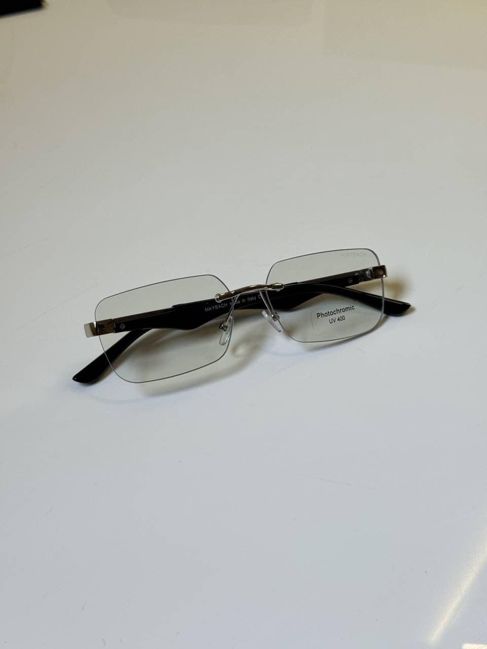 Maybach_Z20_Silver_Black_Photochromic_frame
