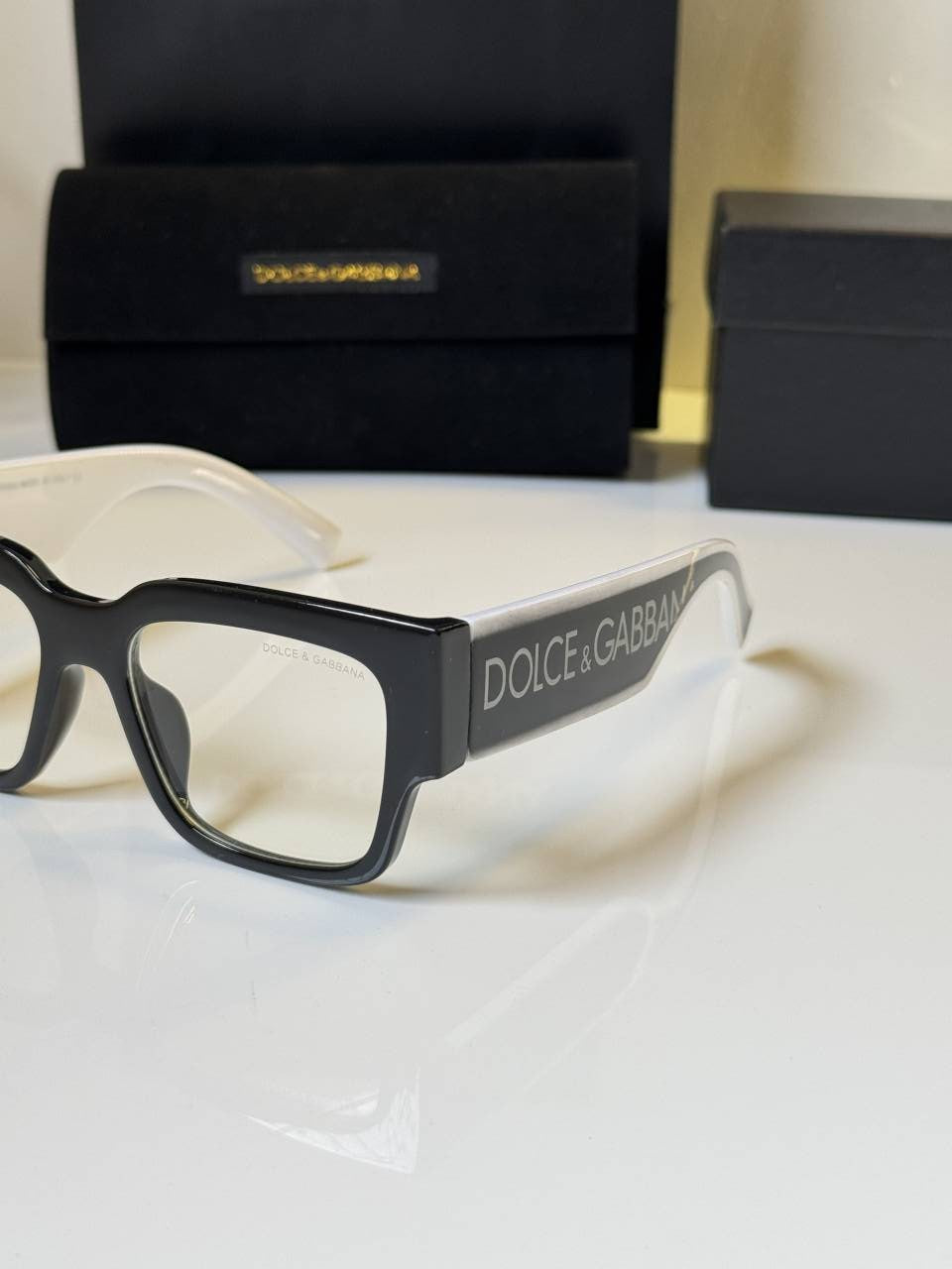 Dolce_Gabbana_6184_black_white