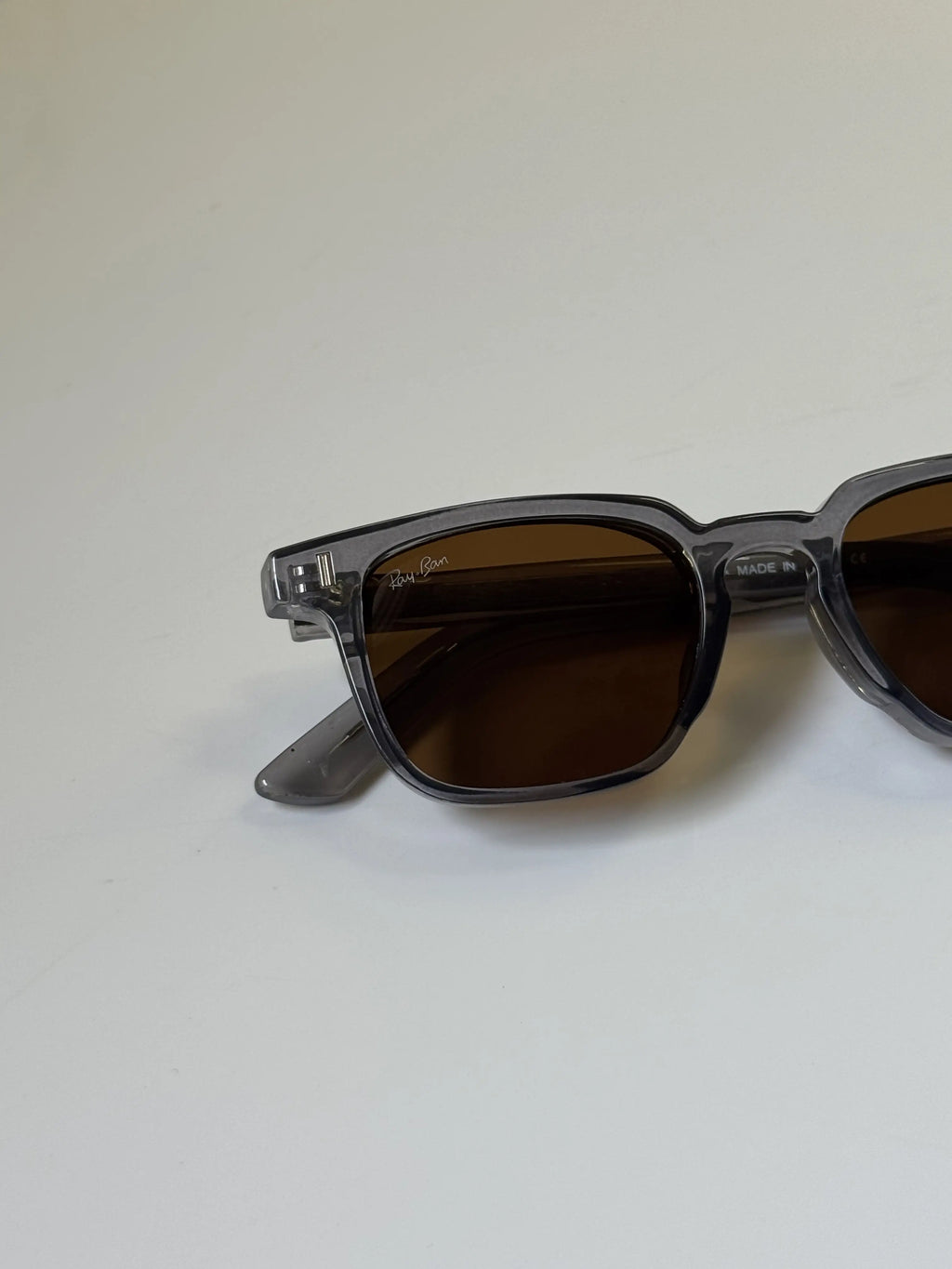 Rayban_1124_Grey_Brown