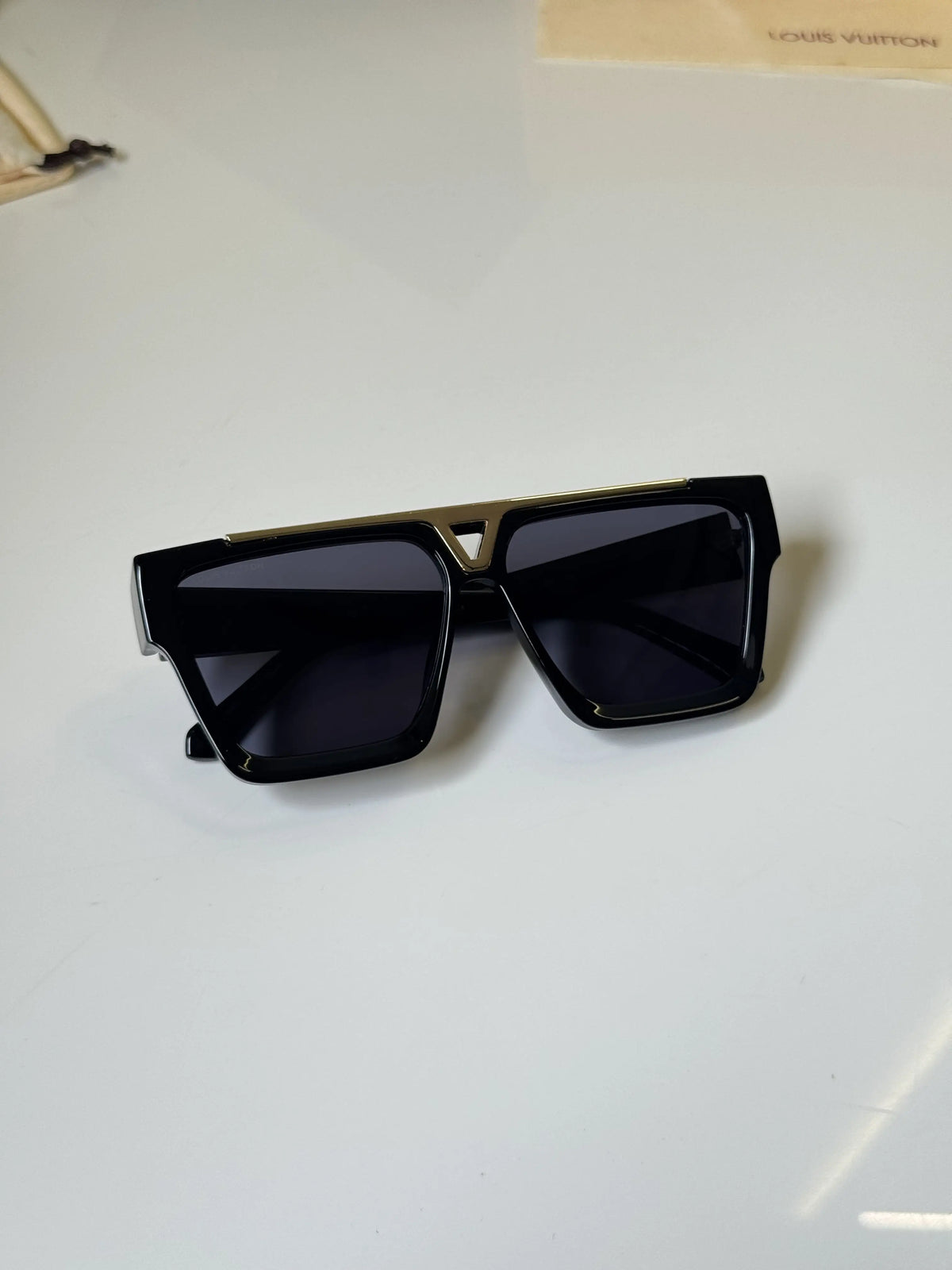 Louis_Vuitton_6129_Black