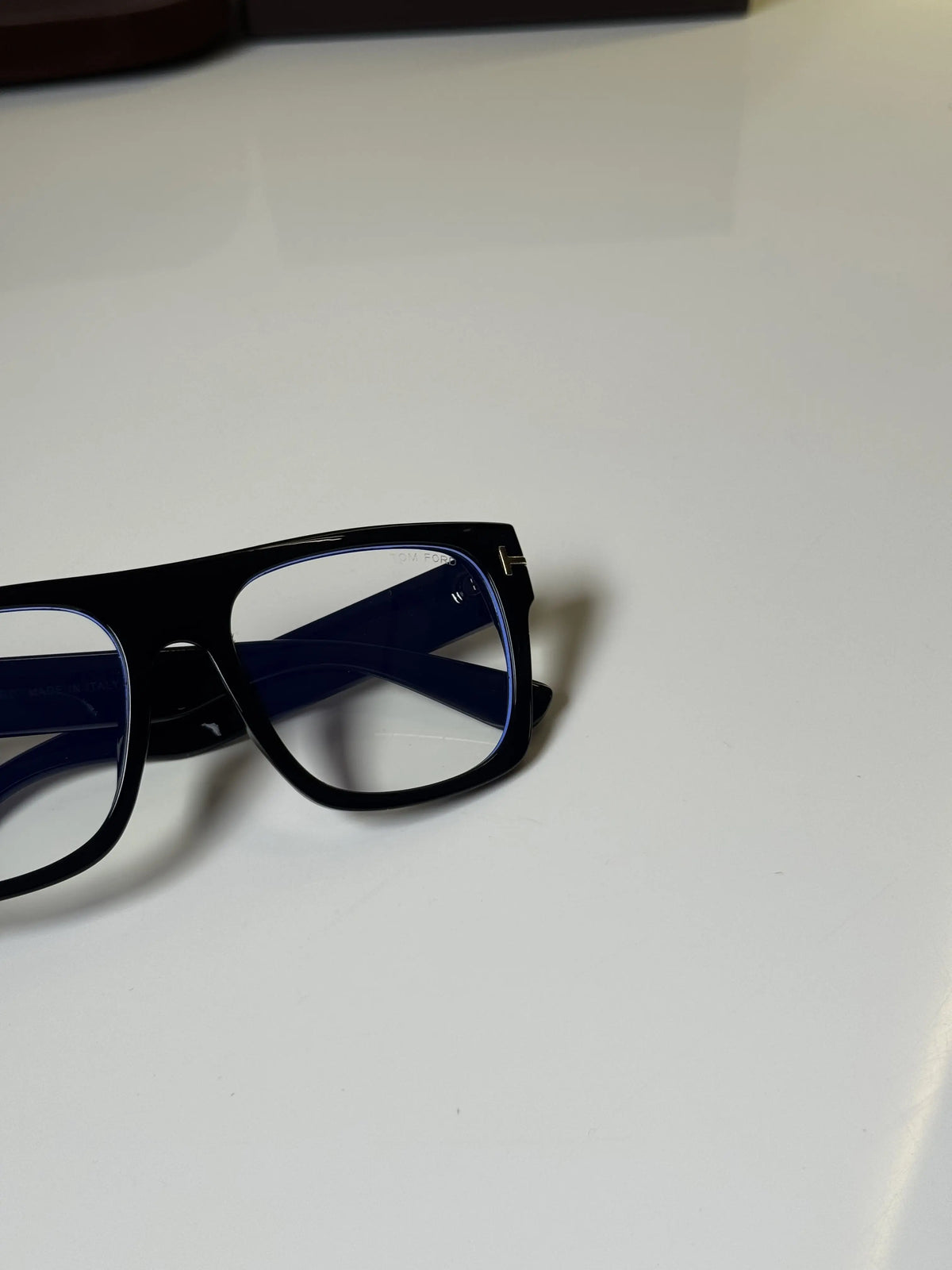 Tomford_21010_Black_Frame