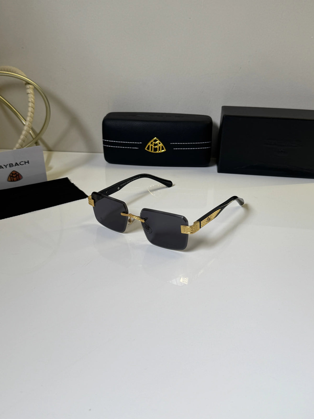 Maybach_Z60_Gold_Black
