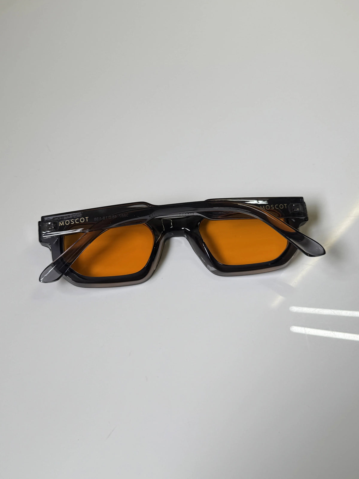 Moscot_3887_Yellow_Grey