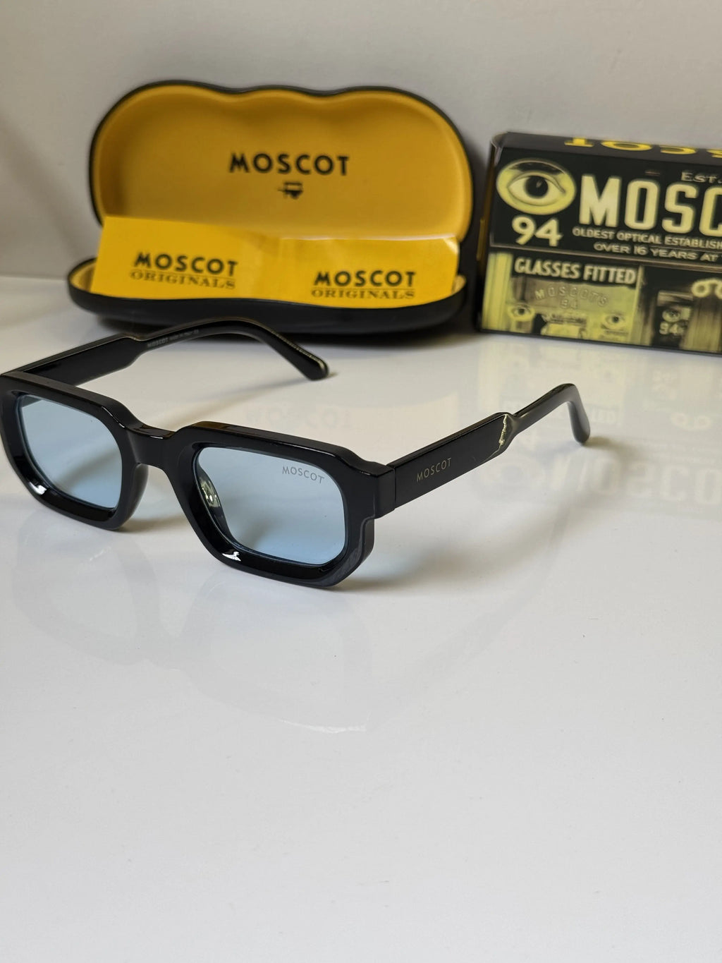 Moscot_3887_Black_Blue