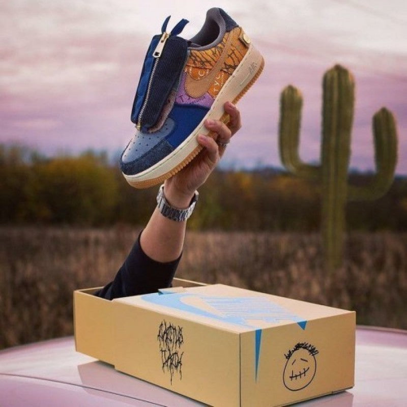 Nikke Air Force 1 Low Travis Scott