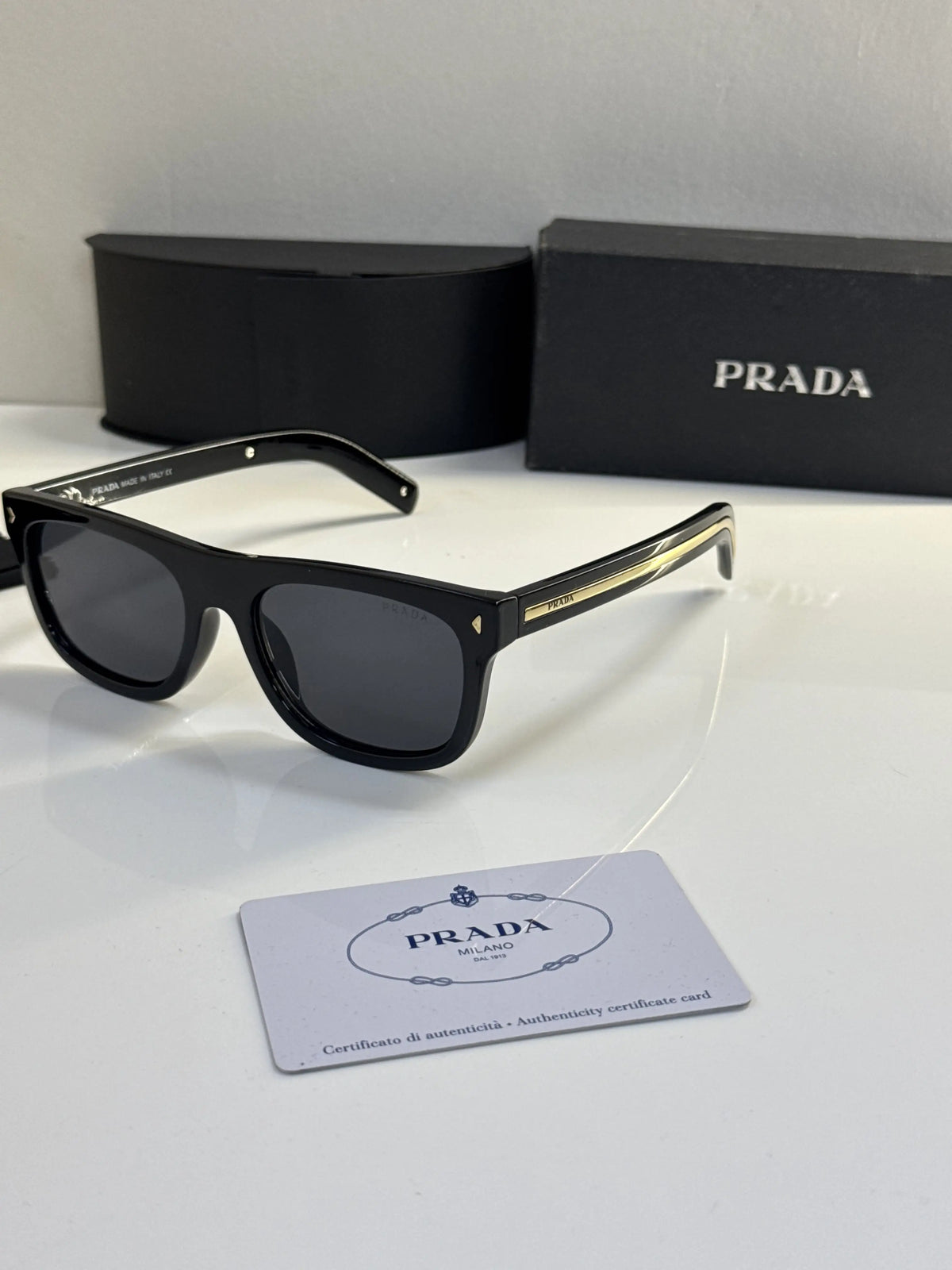 Prada_12S_Black