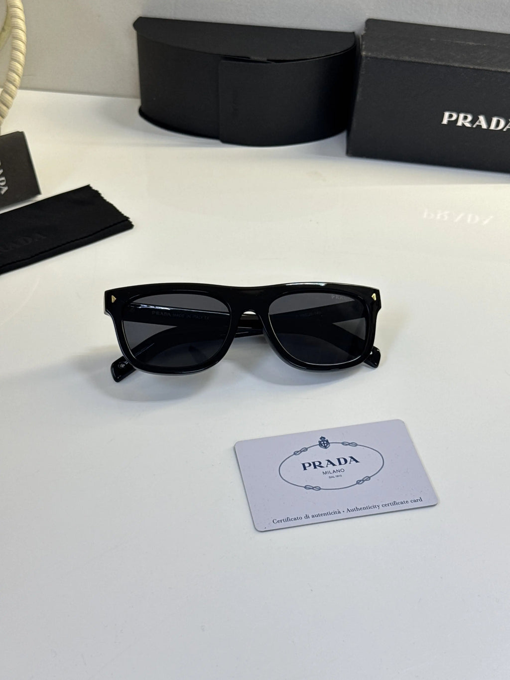 Prada_12S_Black