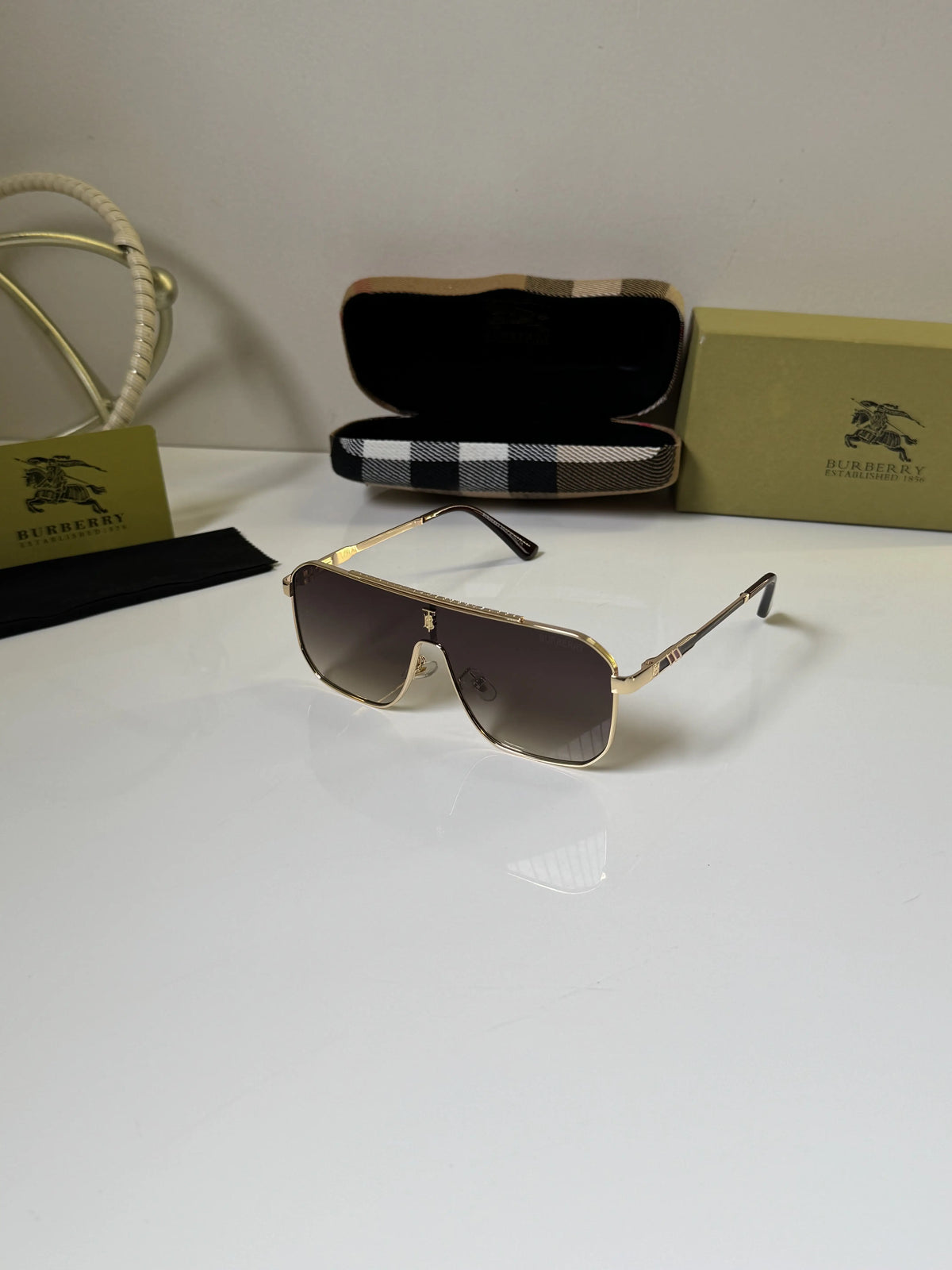 Burberry_4136_Gold_Brown_Shaded