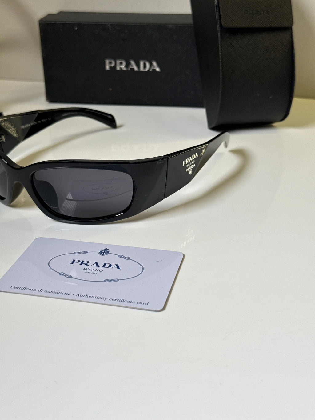 Prada_8152_Prada_Round