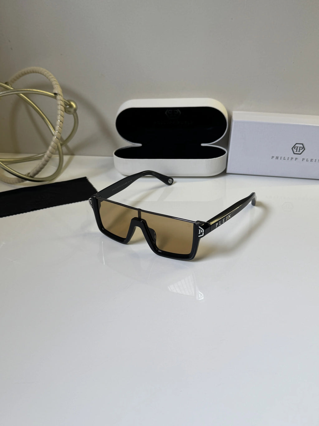 Philipp_Plein_123_Yellow_Black