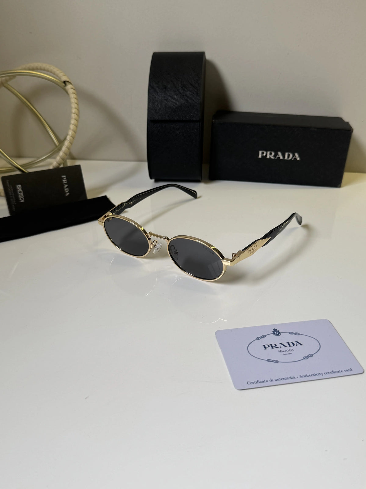 Prada_8007_Gold_Black