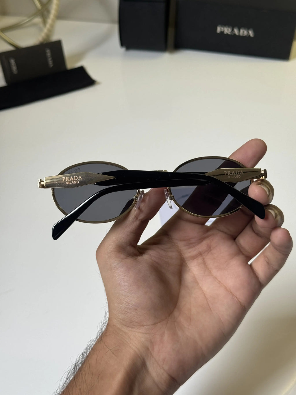 Prada_8007_Gold_Black