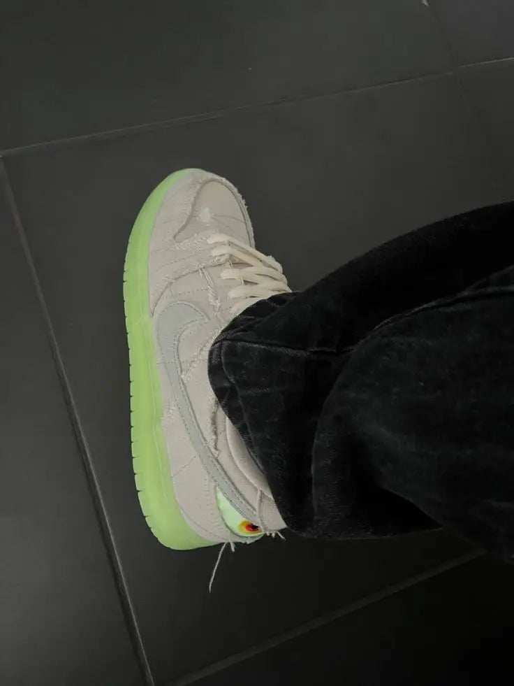 Nik e Sb  Dunk Low SB Mummy Glow in Dark