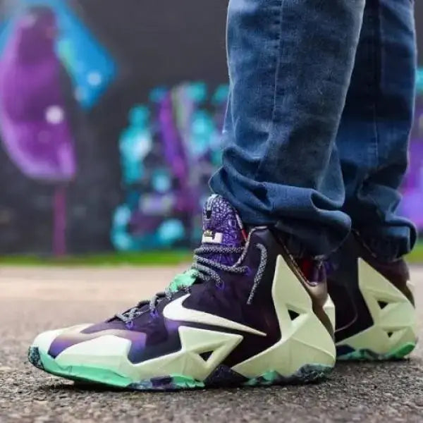 Nik e Lebron 11 Gator king Glow in Dark