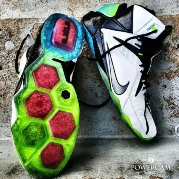 Nik e Lebron 12 All Star