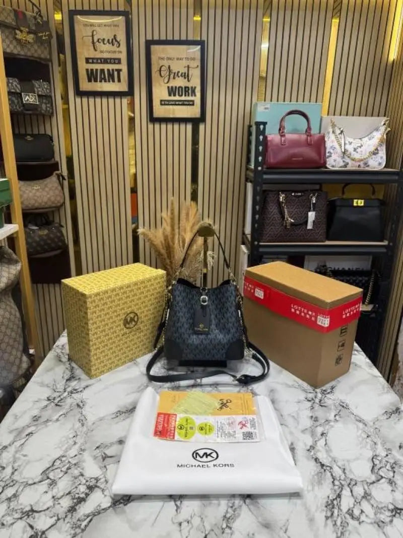 Michael kors Mk Mercer Signature Bucket Bag with Double Box And Dust Bag Black 60429