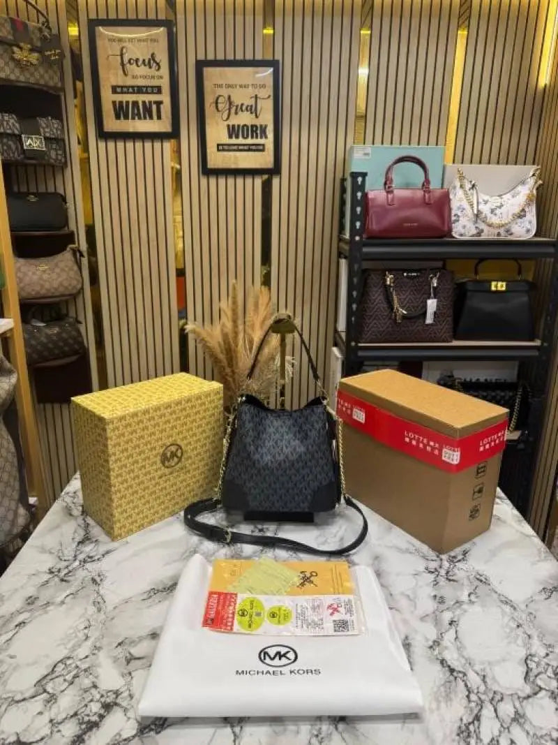 Michael kors Mk Mercer Signature Bucket Bag with Double Box And Dust Bag Black 60429