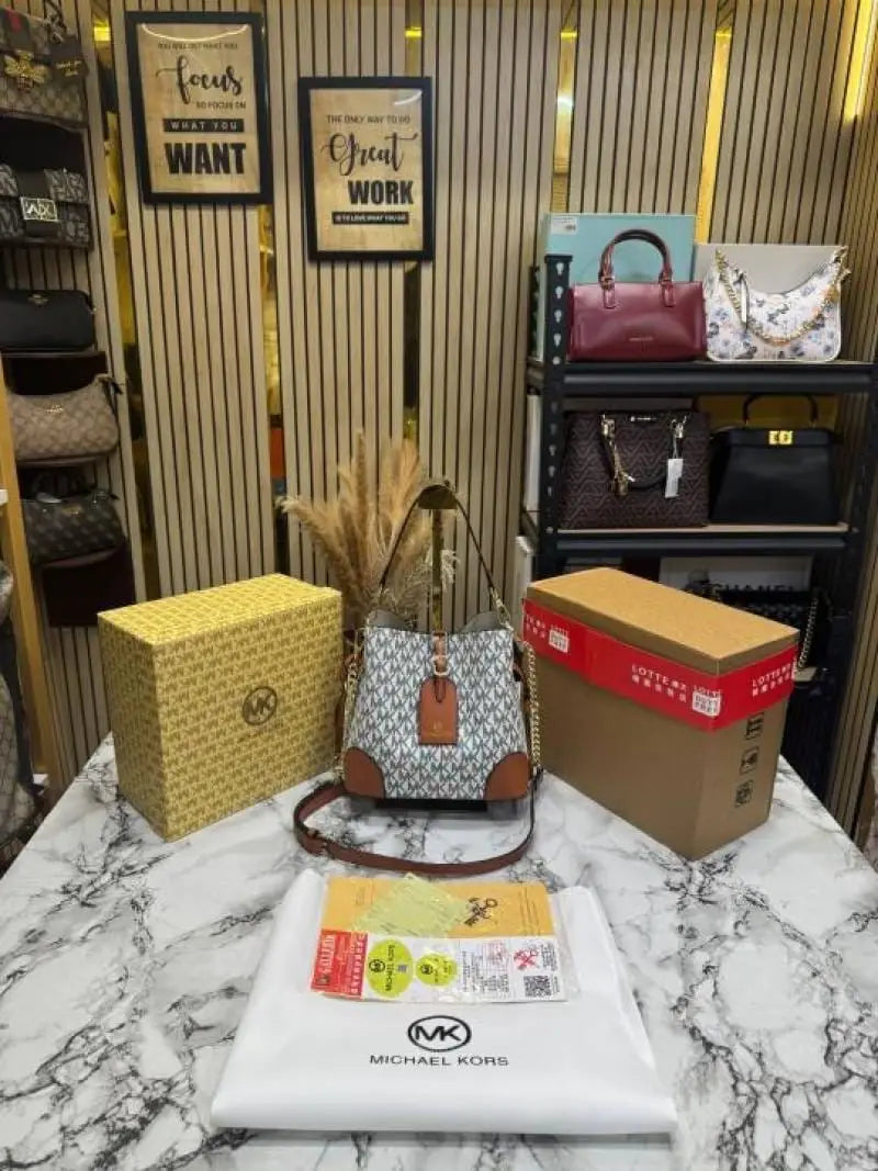 Michael Kors Mk Mercer Signature Bucket Bag with Double Box And Dust Bag Beige 60429