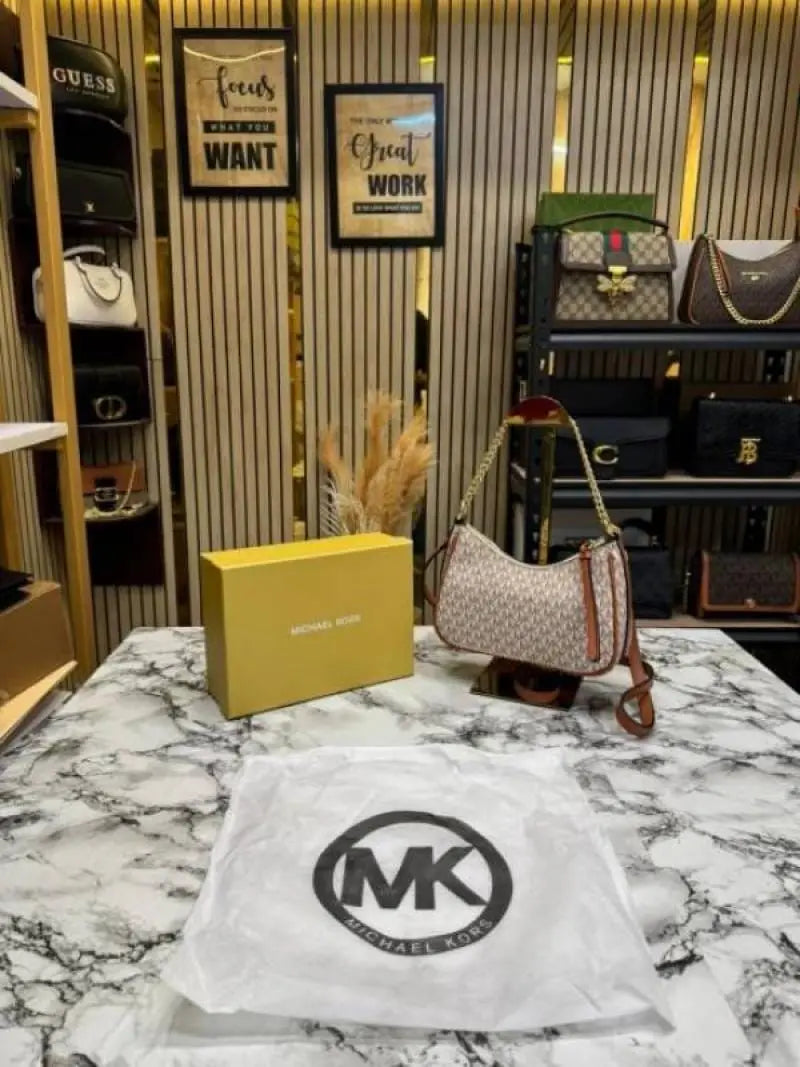 Michael Kors Jet Set Charm Logo Sling Bag With Box And Dust Bag 4018-Beige