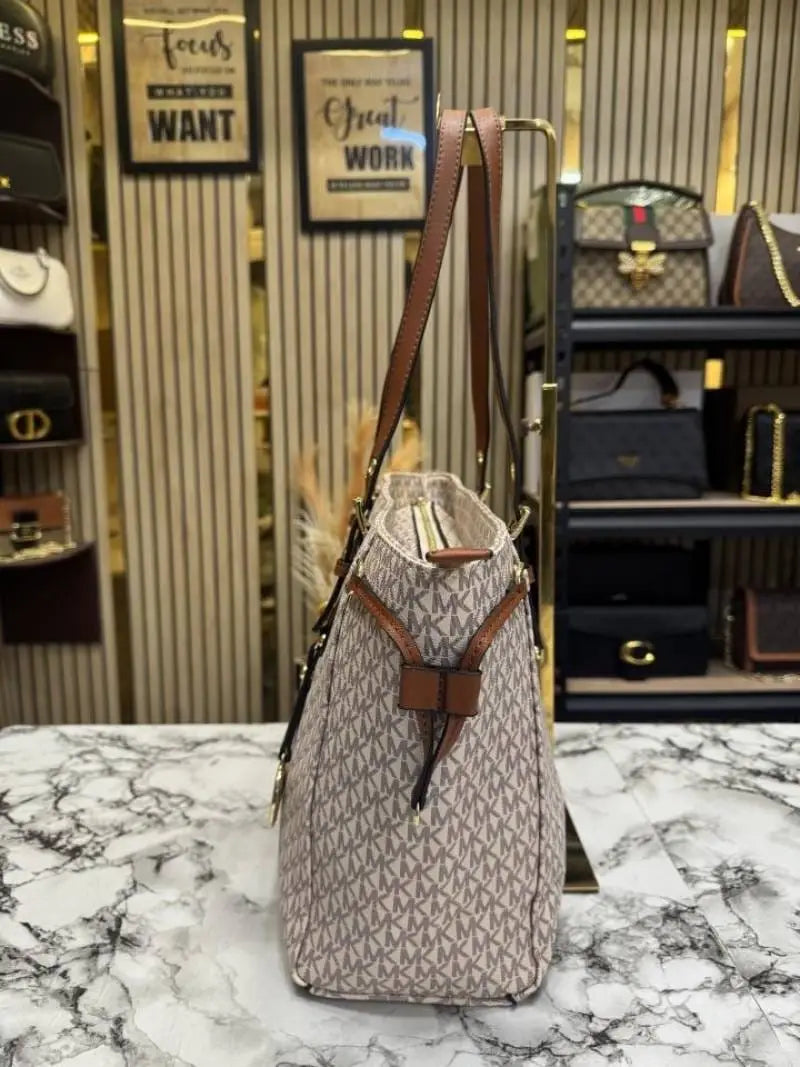 Michael Kors Voyager Tote Bag With Dust Bag Beige