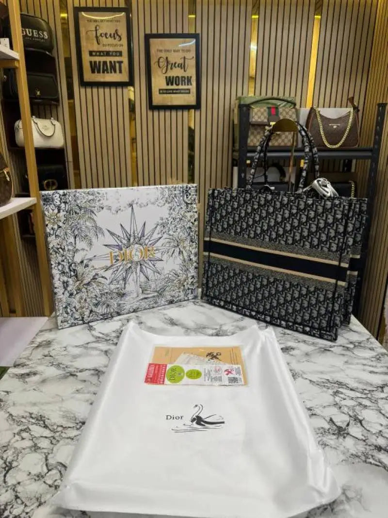 Christian Dioor Book Tote With Scarf_And_Logo_Pendent_Including_Box_Dustbag_Black