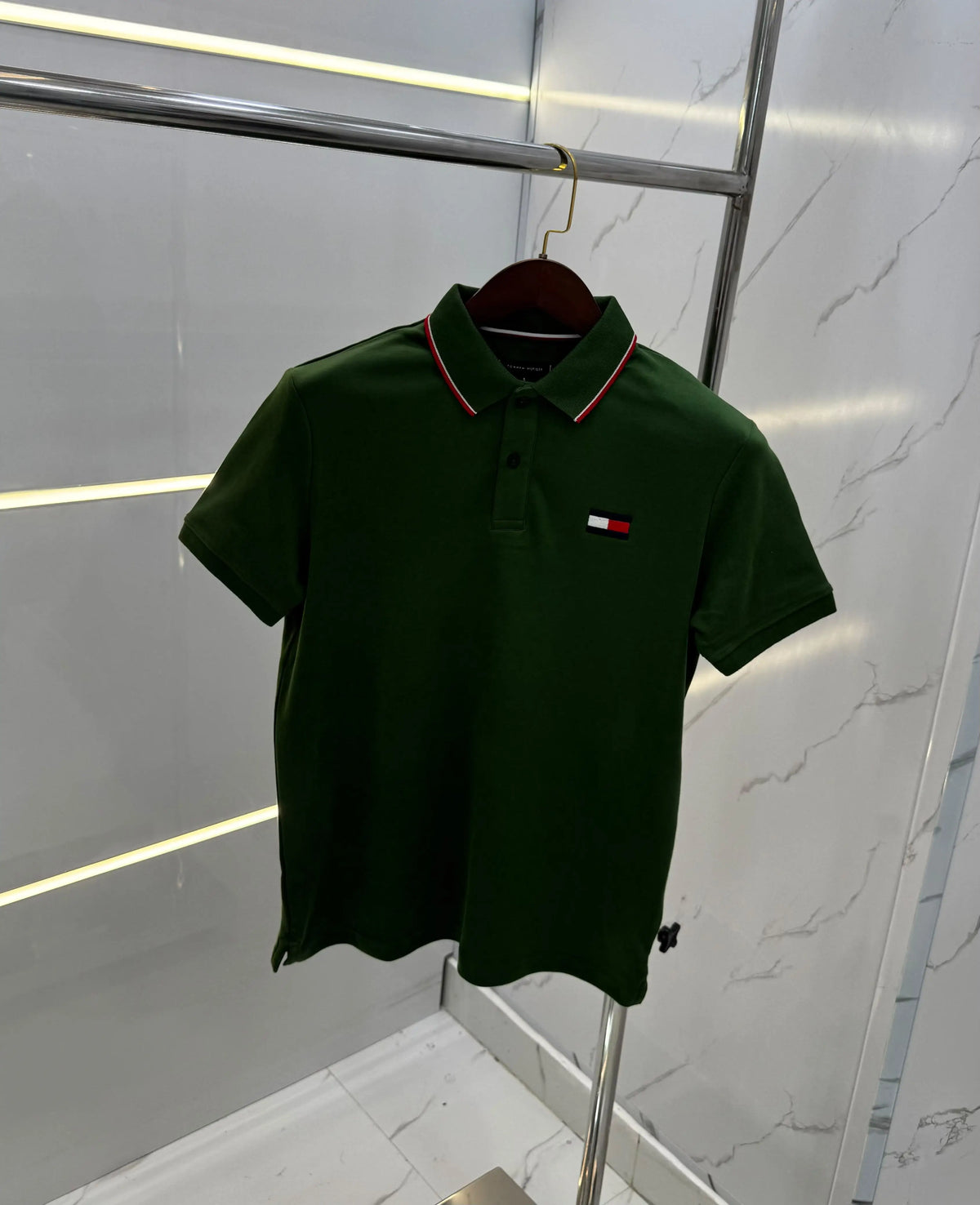 Tomm y Hilfiger Green  Premium Polo T-shirt