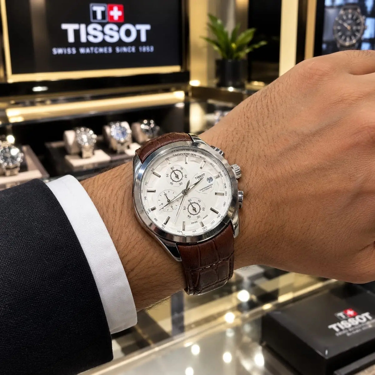 Tisso_t 1853 Couturier Leather Chronograph 228