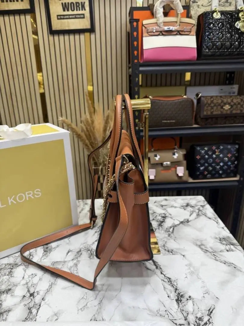 Michael kors signature Carmen Flap Leather Satchel Handbag Beige 20024