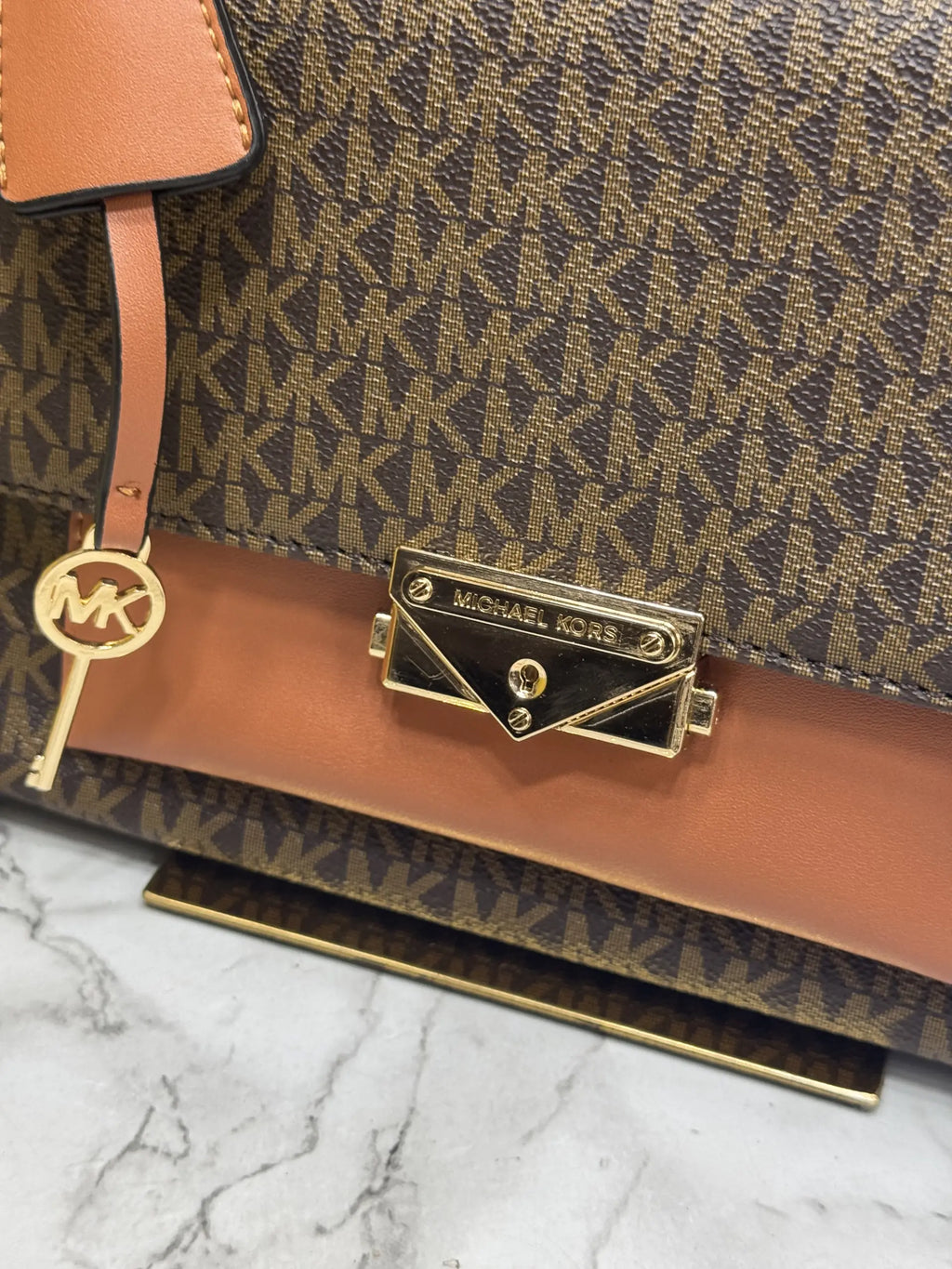 Michael Kors Parker Signature Shoulder Bag With OG Box And Dust Bag  Coffee Brown