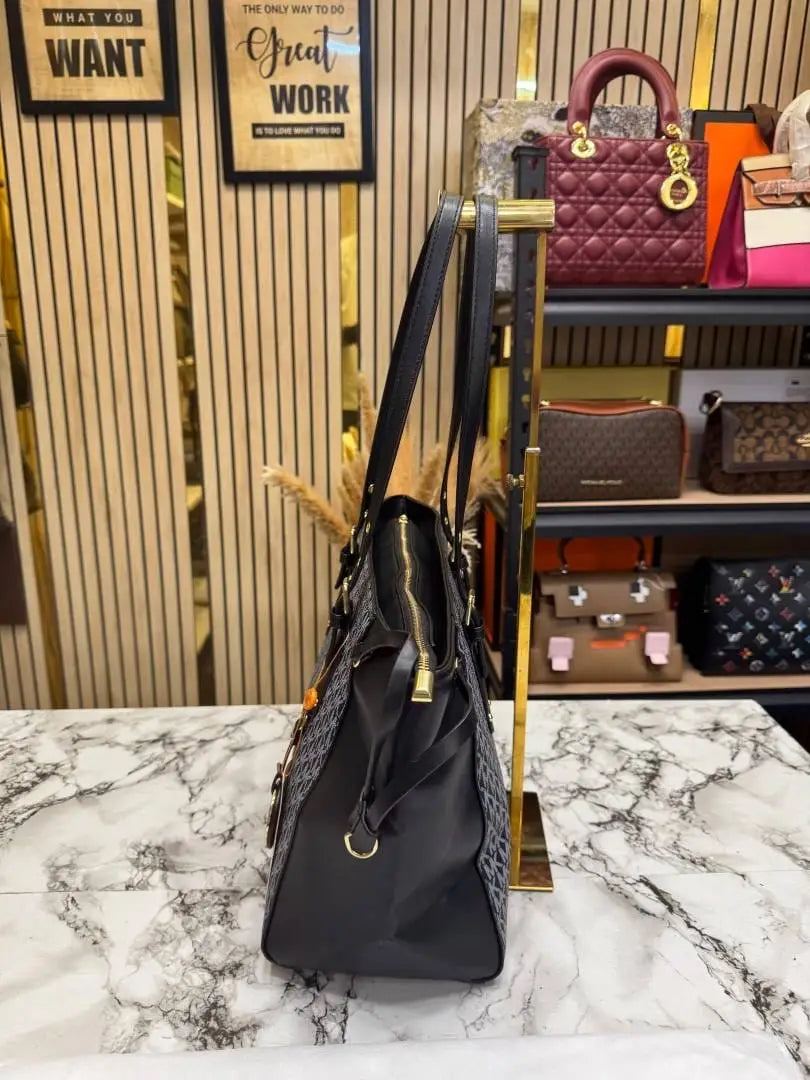 Michael Kors Jet Set Travel Signature Logo Large Top-Zip Tote Bag With Dust Bag Black