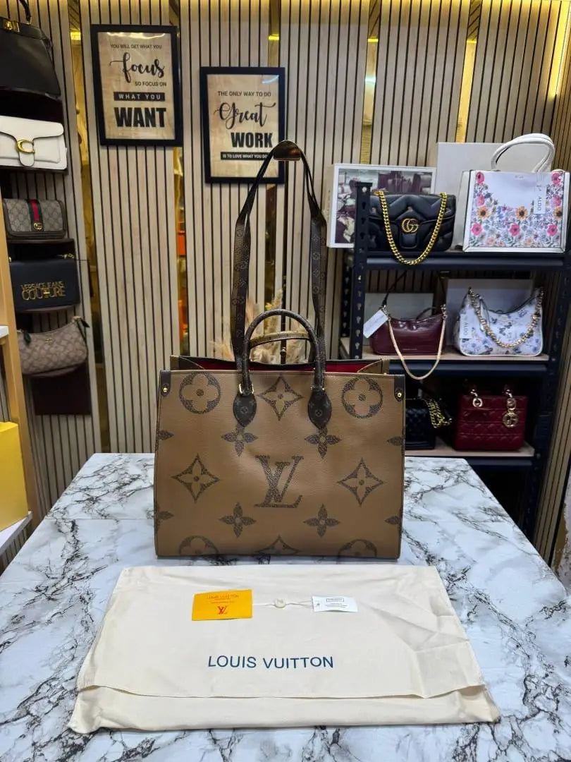 Louis vuitton premium onthego with dust bag brown