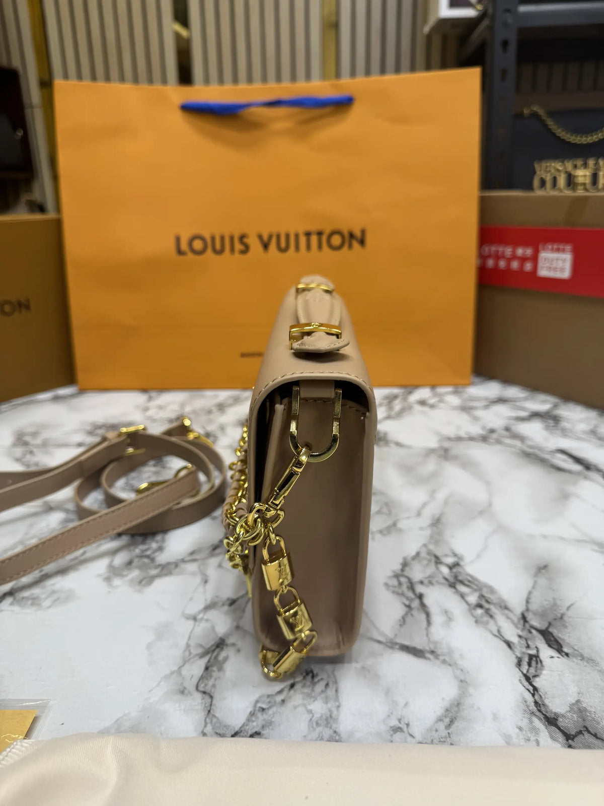 Louis Vuitton Capucines Side Trunk MM  Beige M12710
