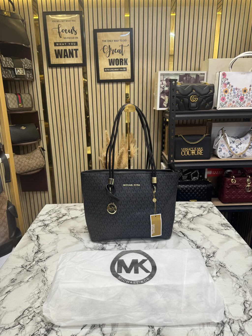 Michael Kors Jet Set Travel Large Logo Tote Bag  With Dust Bag  Black
