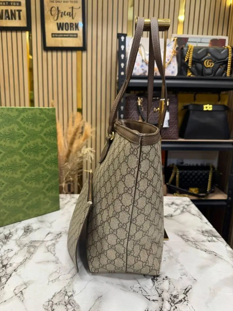 Gucci GG Supreme Tote Bag With Og Box And Dust Bag