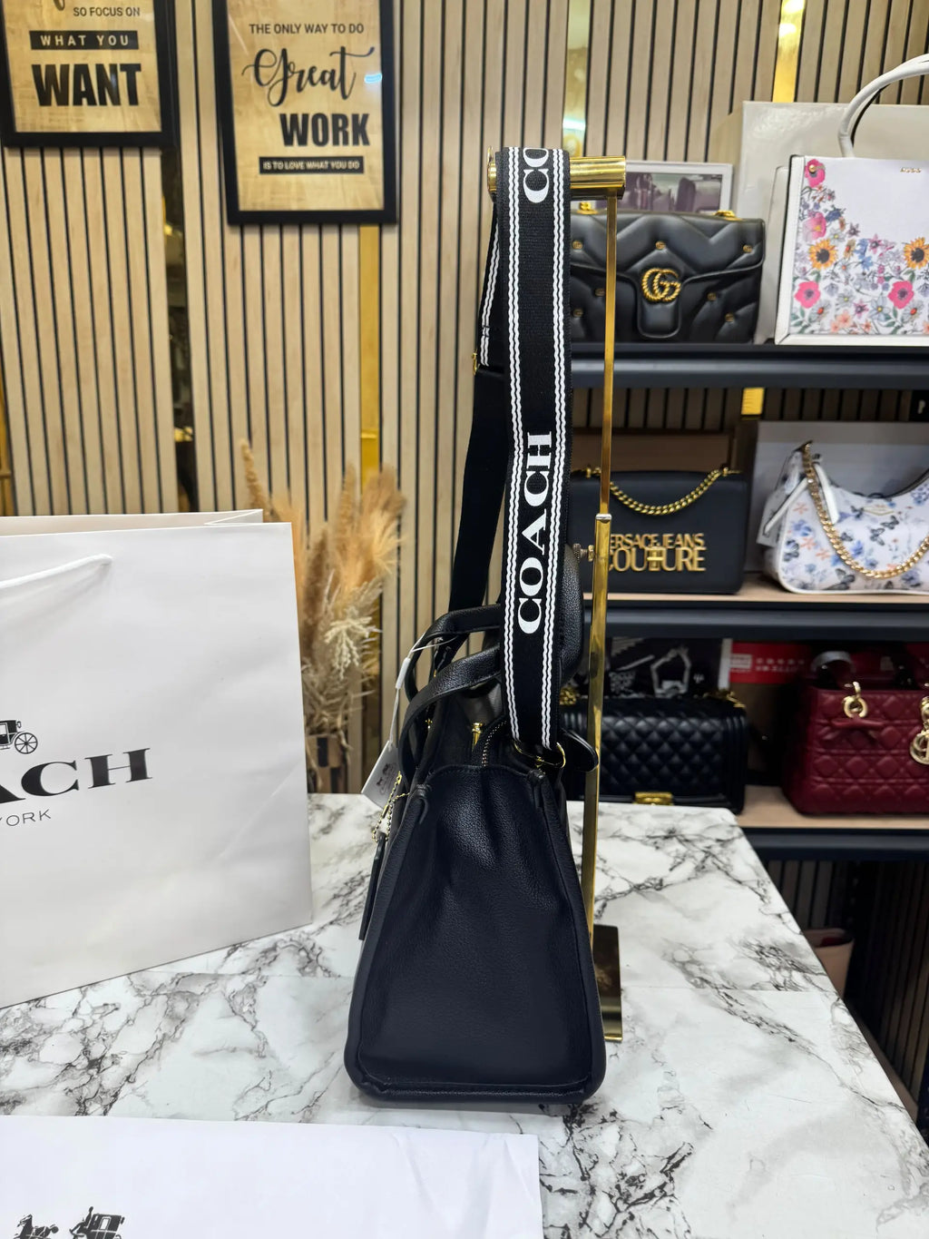 COACCH CARGO TOTE IN CANVAS WITH DUST BAG AND CARRY BAG BLACK 3750