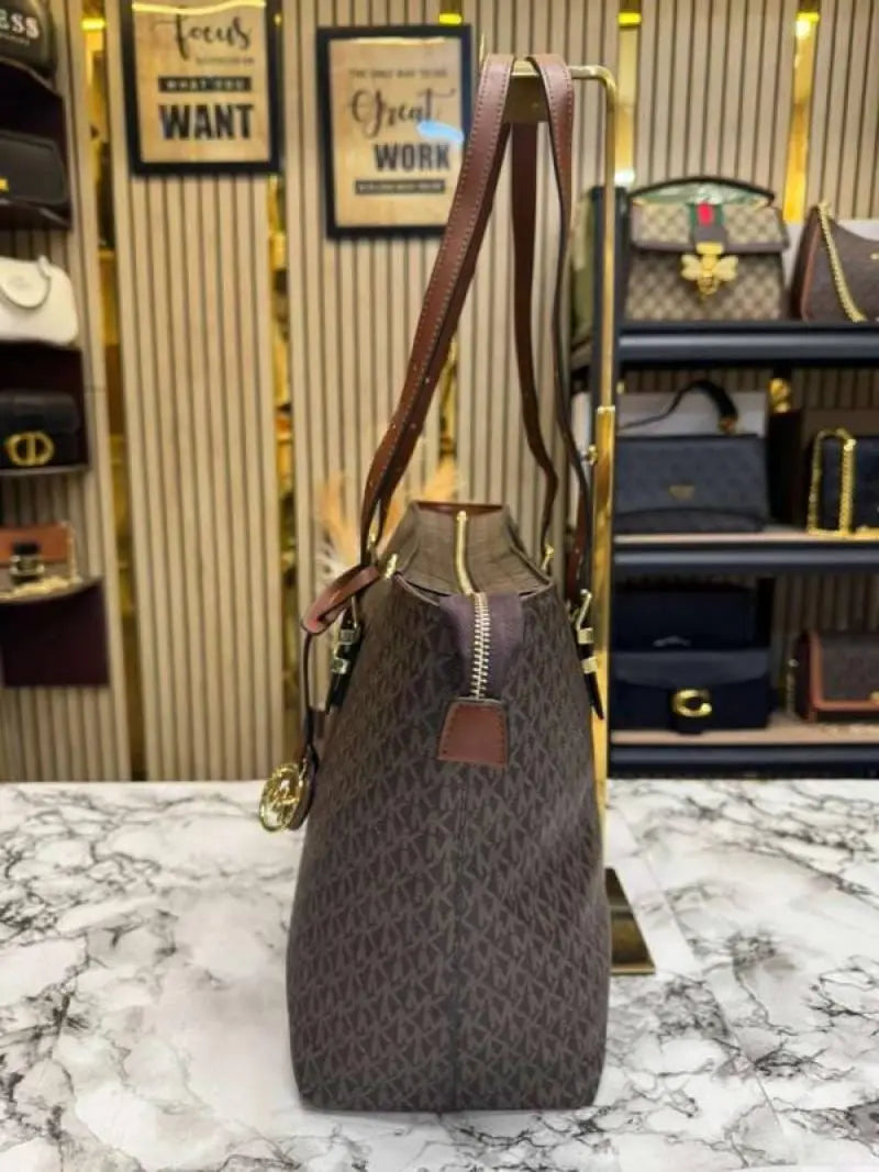 Michael Kors Jet Set Zip Logo Large Tote Bag With Dust Bag M04